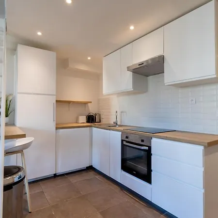 Be My Home - L'Intrepide Apartment
