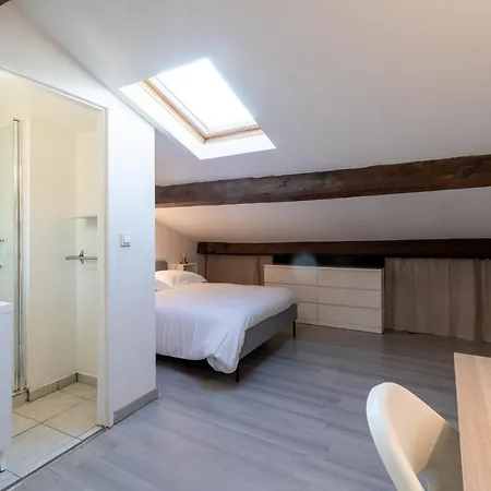 Be My Home - L'Intrepide Apartment
