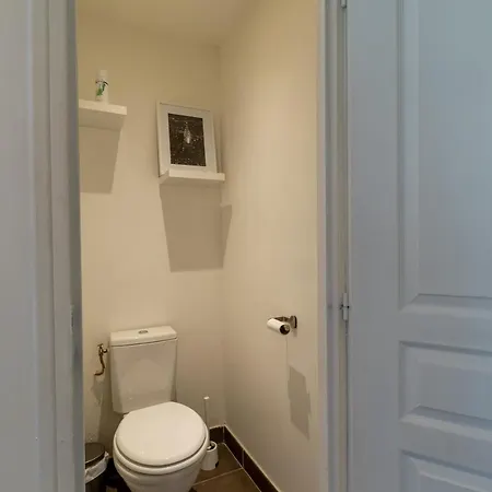 Be My Home - L'Intrepide Apartment