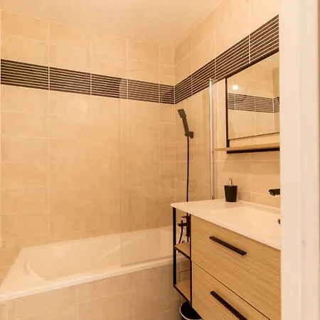 Be My Home - L'Intrepide Apartment