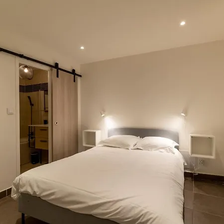Be My Home - L'Intrepide Apartment